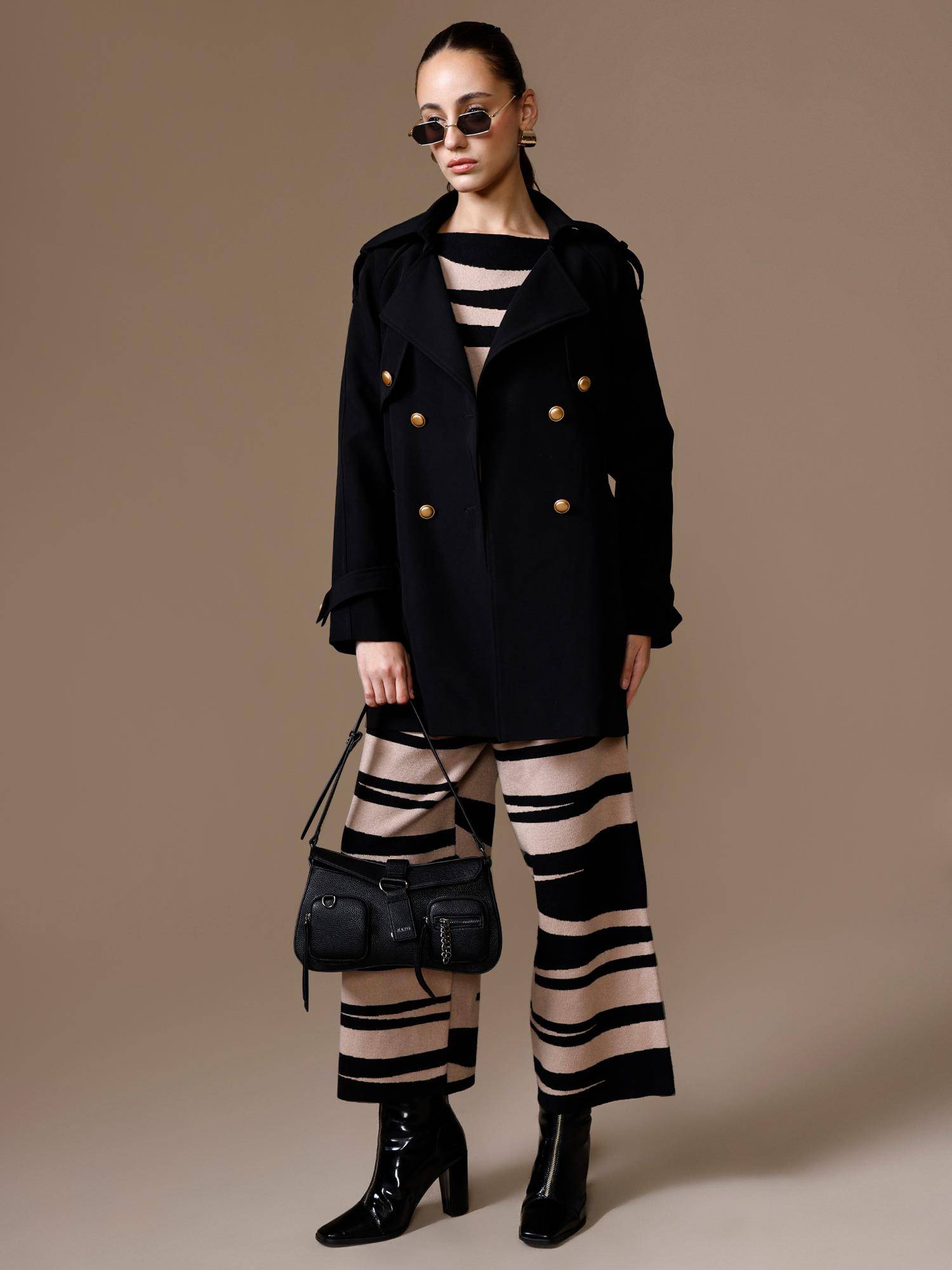Kazo Rustin Black Sold Handbag (S)