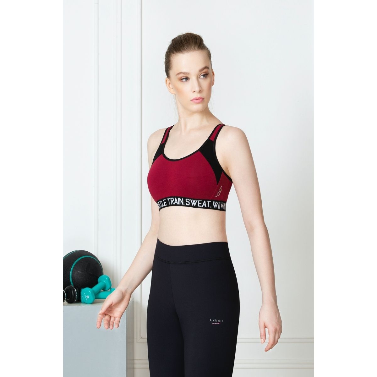 Buy Van Heusen Women Proactive Antibacterial & Wireless Sports Bra