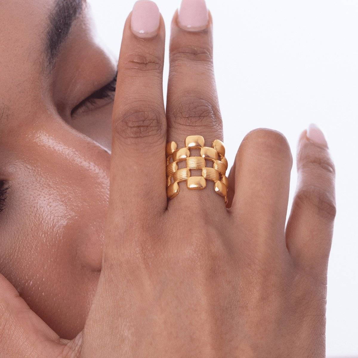 Ethnic Andaz Gold Cutout Adjustable Ring