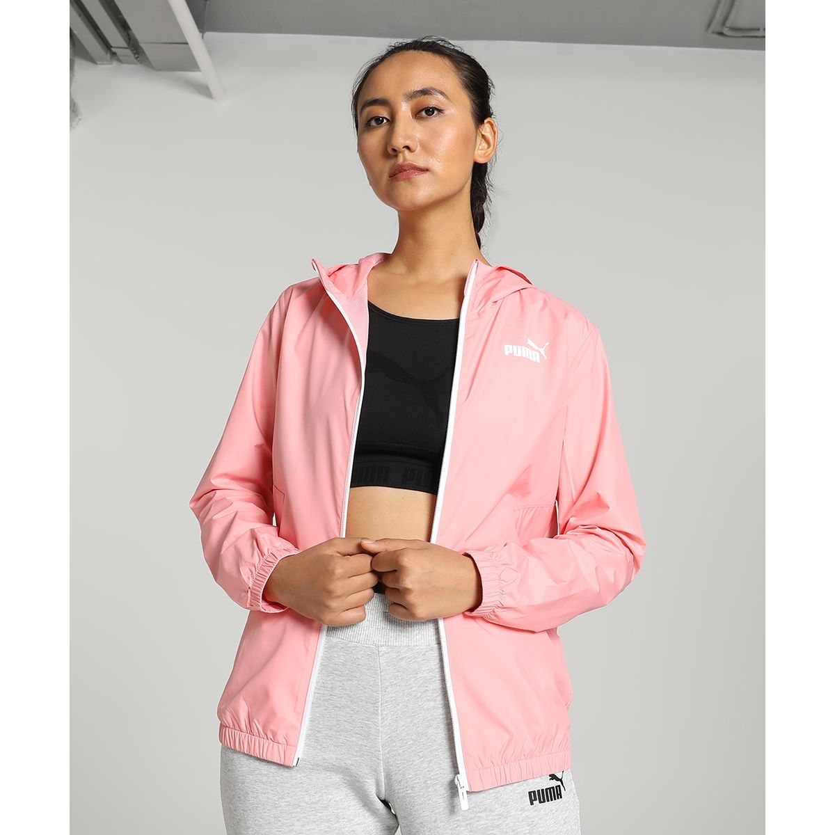 Pink hotsell puma windbreaker