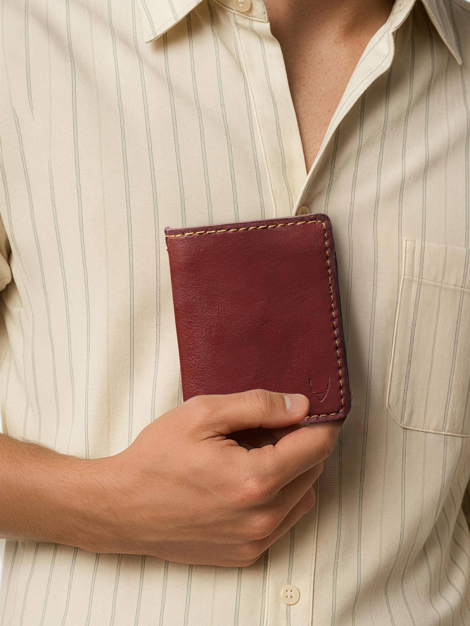 Hidesign Genuine Leather Baron W1 Brown Bi Fold