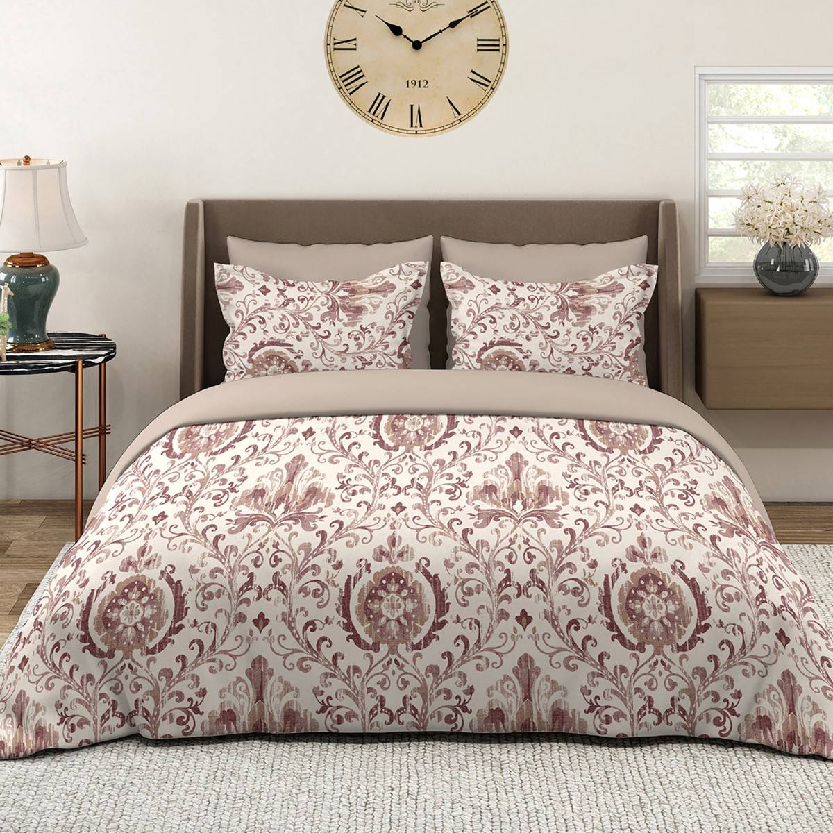 Layers Glory 100% Cotton 144 TC Ethnic Print Double Bedsheet with 2 Pillow Covers
