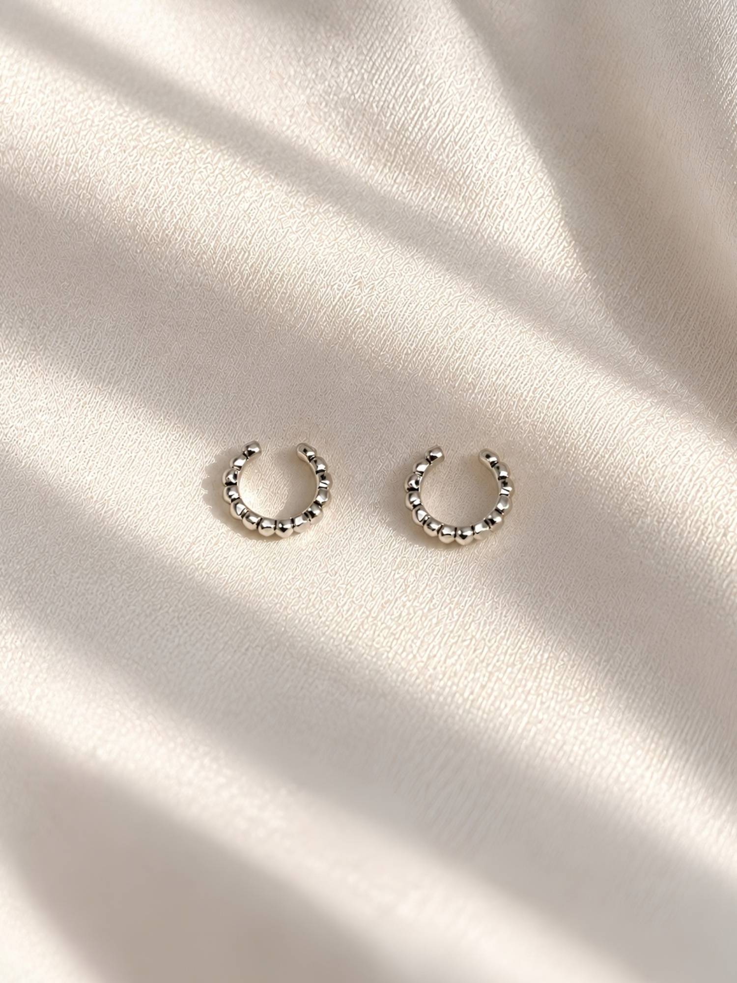 Axora Life 925 Sterling Silver Ear Hoop Earrings - Silver