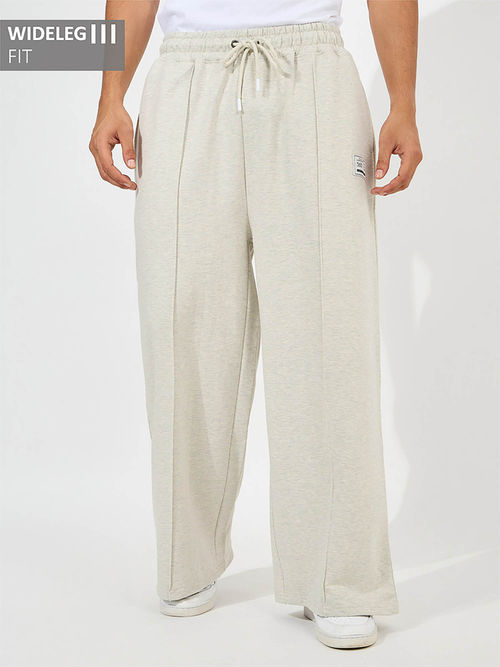 Buy Styli Men Cream Cotton Fleece Pintuck Wide Leg Jogger with