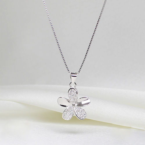 Giva Silver Flower Pendant With Chain At Best In India Nykaa - Real Flower Pendant India