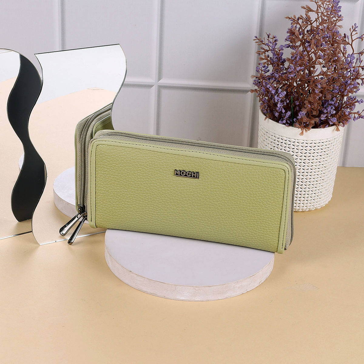 Mochi Solid Green Casual Wallet