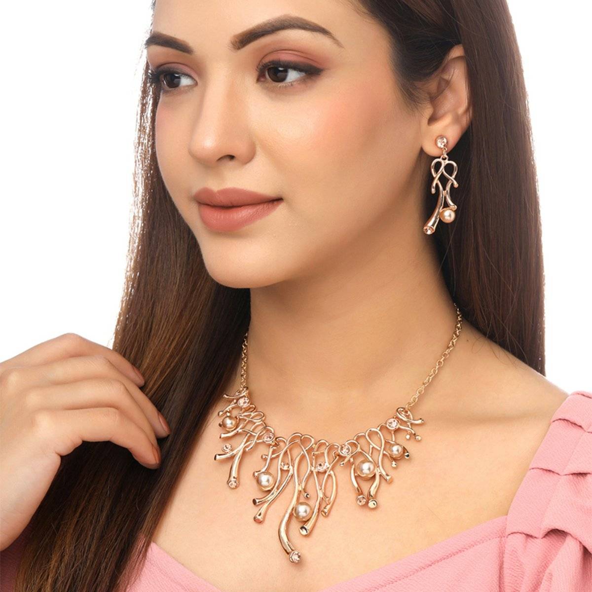 Yellow Chimes Rose Gold-Plated Pearl Studded Jewellery Set