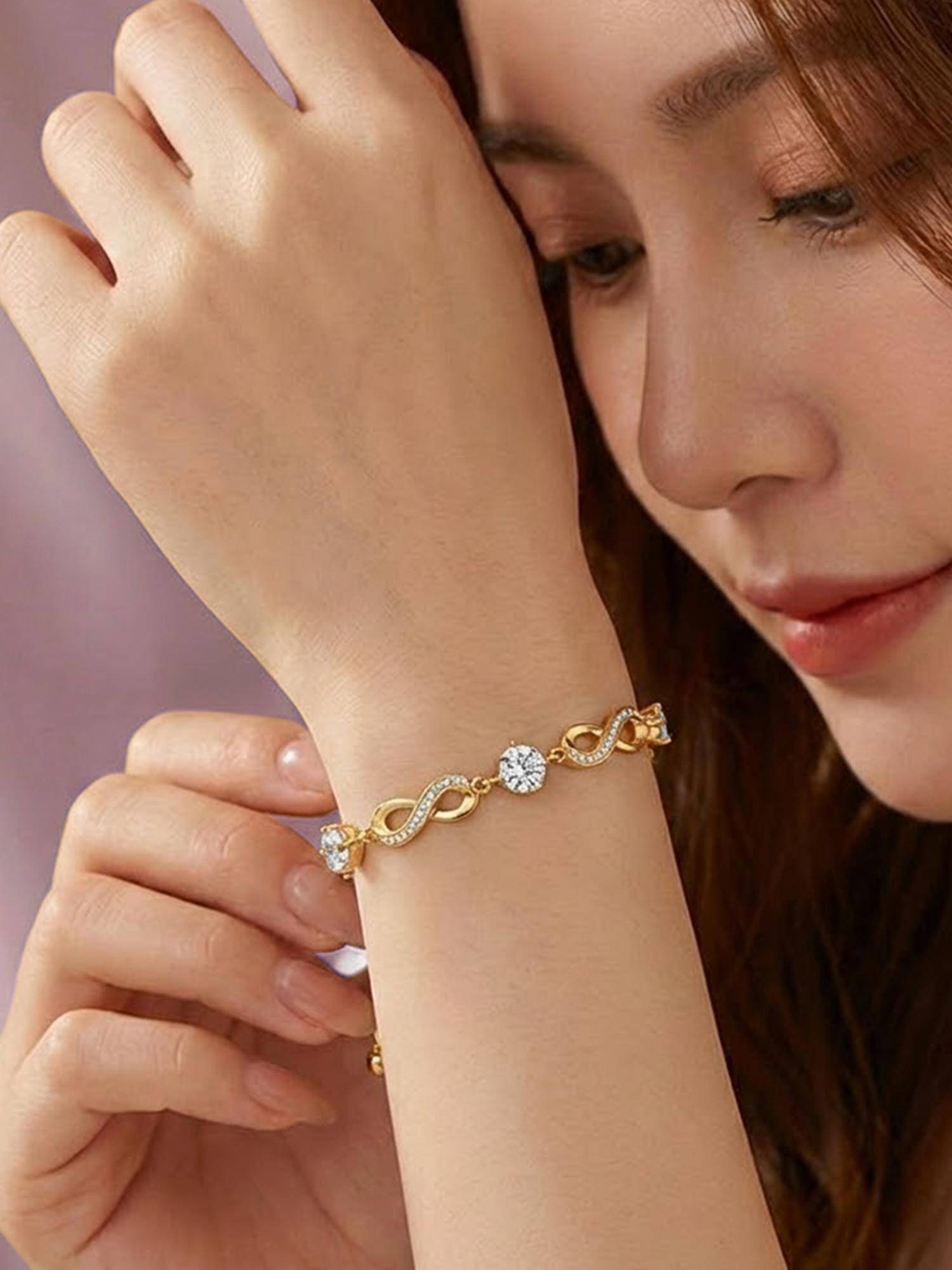 Peora Gold Plated Cubic Zirconia Stylish Adjustable Bracelet