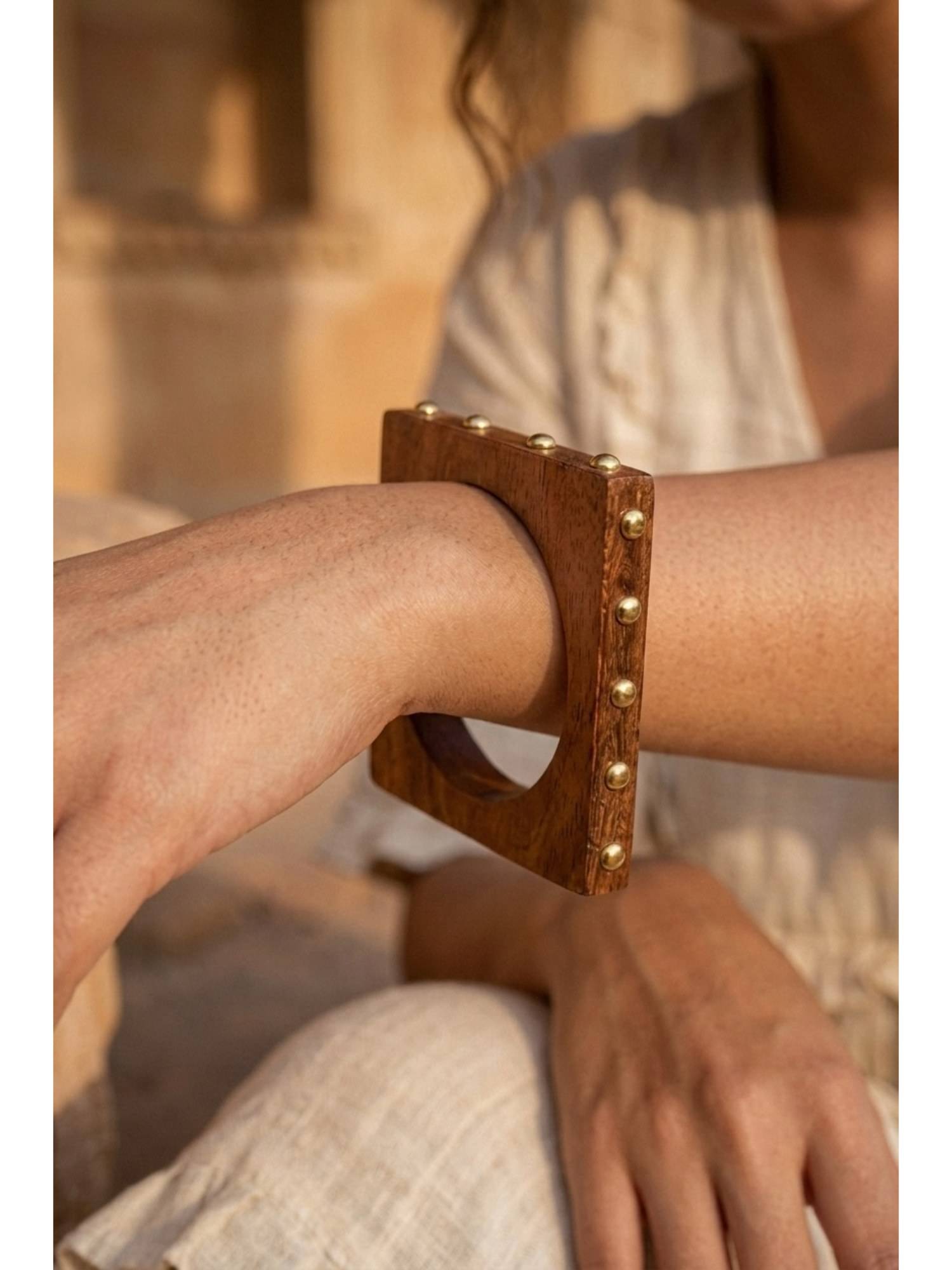 Mitali Jain Brown Facet Wood Bangle (2.4)