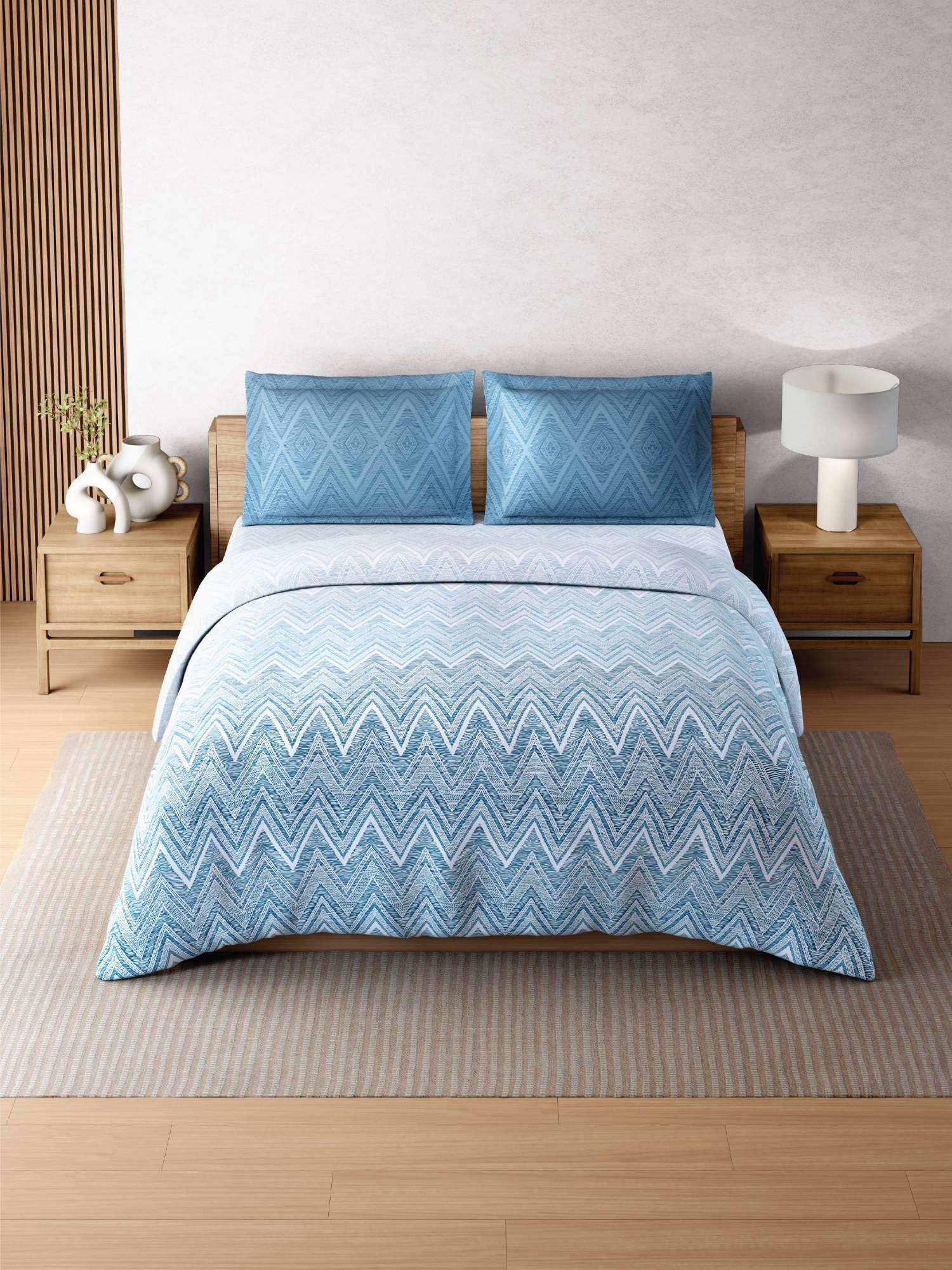 SPACES Zera Hygro 233TC Percale Weave Geometric Bedsheet With 2 Pillow Covers Blue King