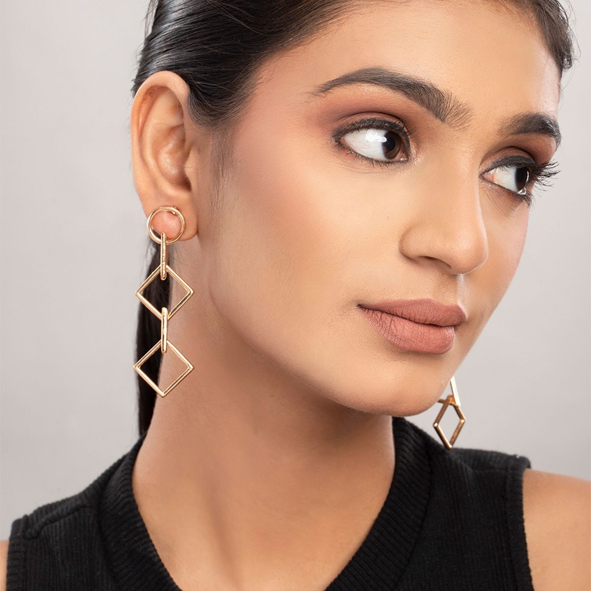 Prita earrings deals