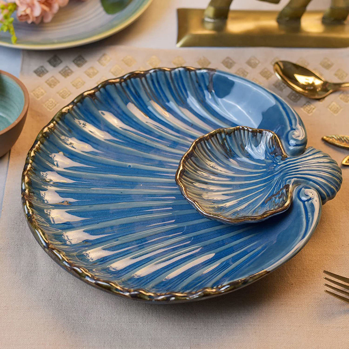 EK Hand Ceramic Serveware Handcrafted Ceramic Platter with Dip Bowl