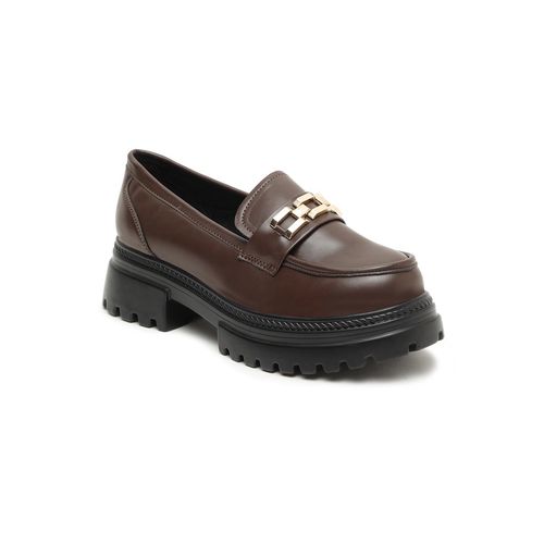 Buy VALIOSAA Brown Casual Block Loafers Online
