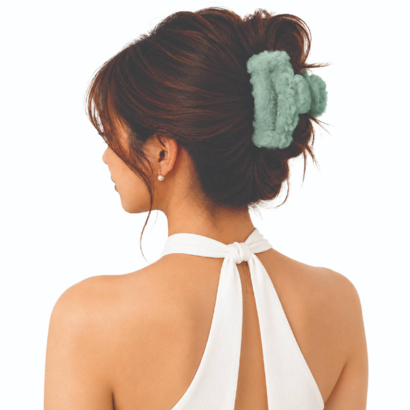 Feel Good Club Plush Hair Clutcher Accessory - Soft Furry Claw Clip For Styling (Colour May Vary)