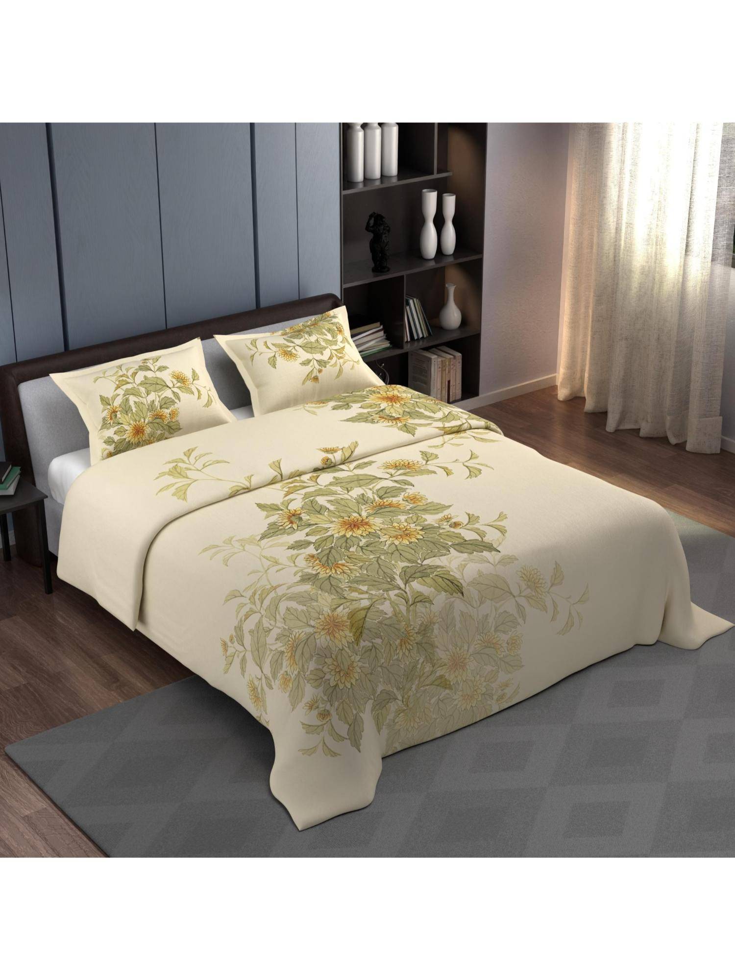 Synergized Cotton Light Green Floral Percale 225Tc Bedsheet with 2 Pillow Covers (Super King)