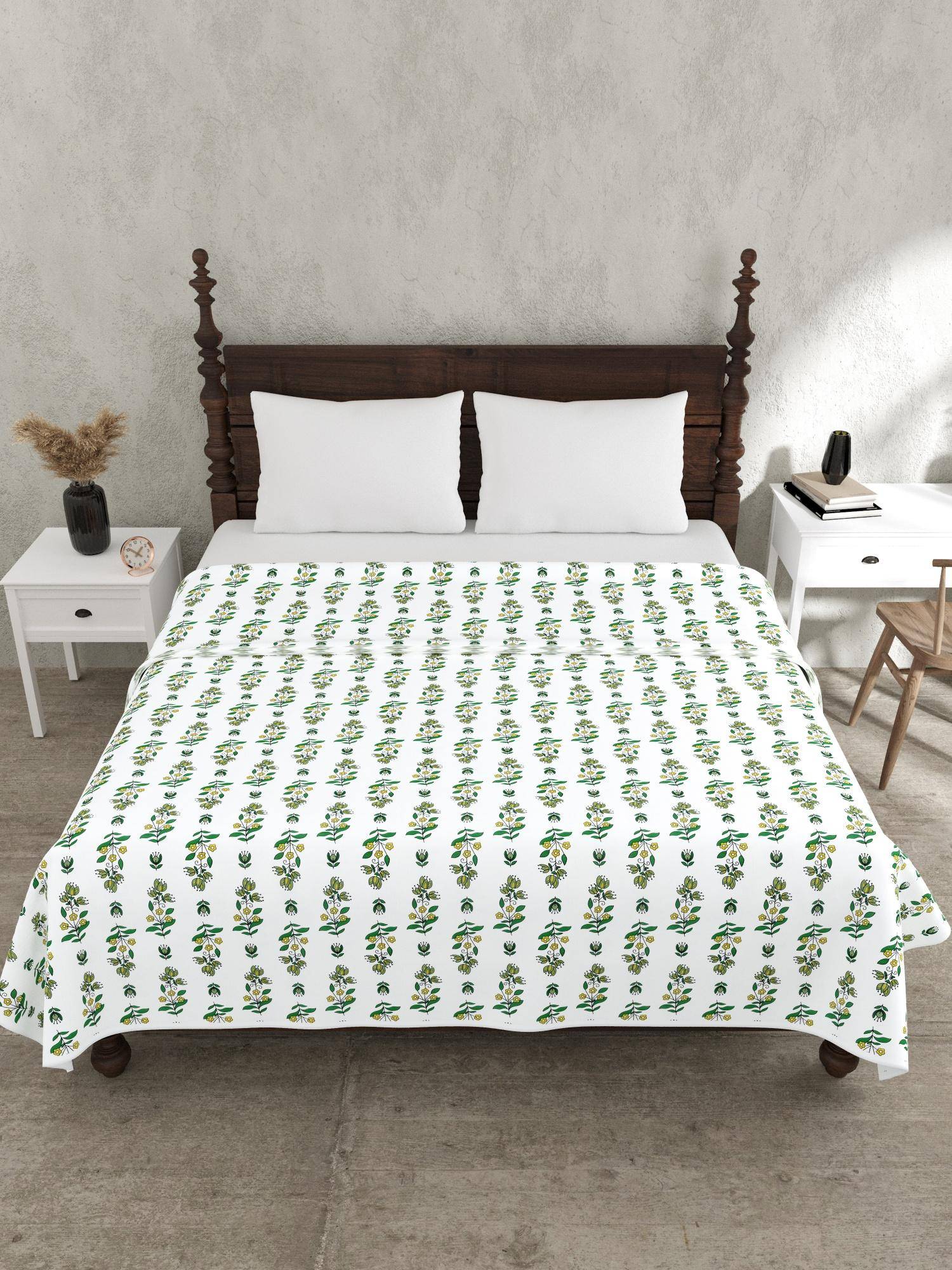 JAIPUR FABRIC 240 Tc Pure Cotton Floral Printed Green Dohar (Double)