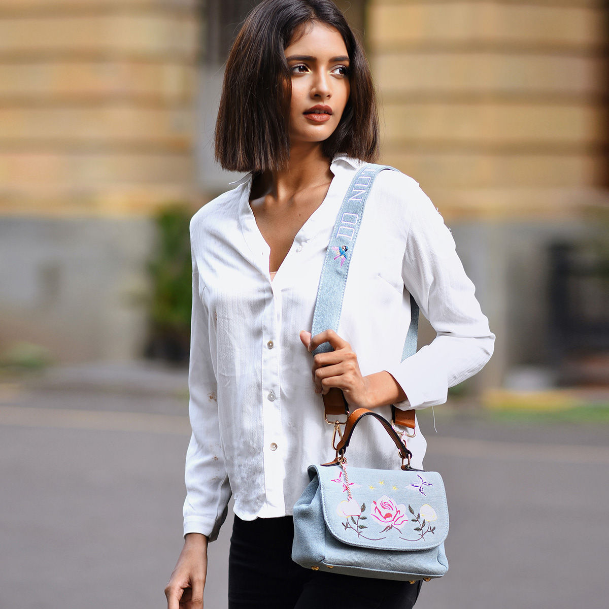 Toniq sale sling bags