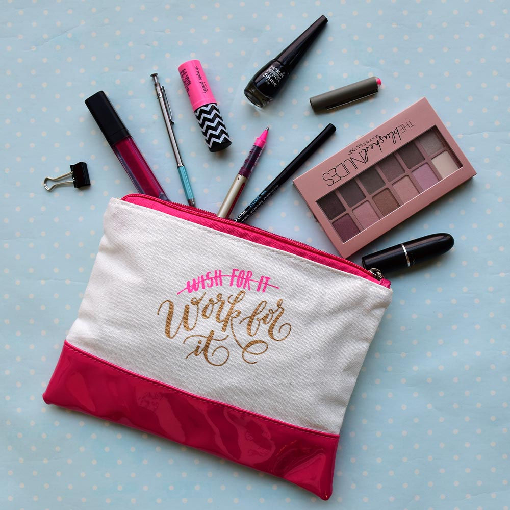 makeup pouch nykaa