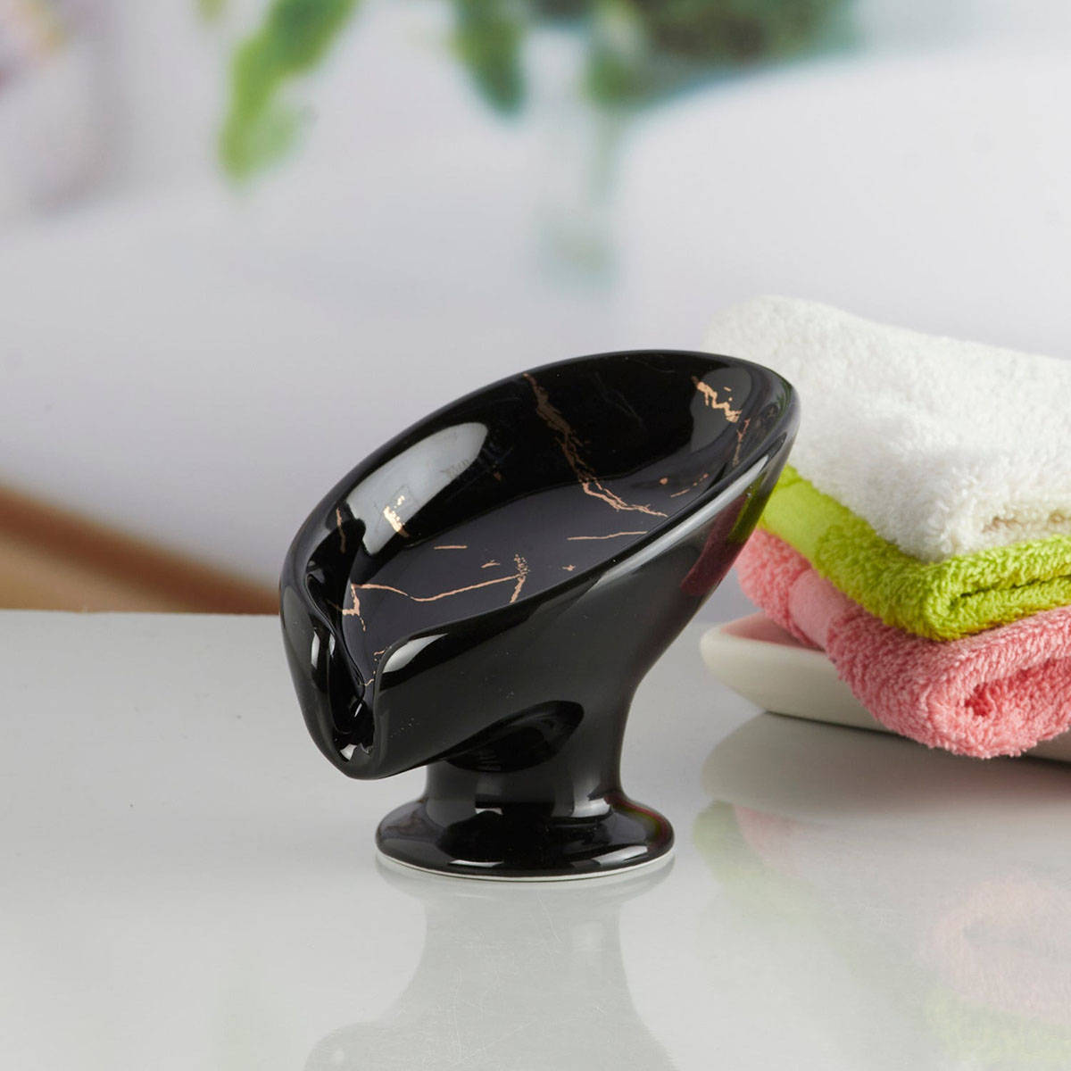 Kookee Black Ceramic Stylish & Practical Bathroom Soap Dish