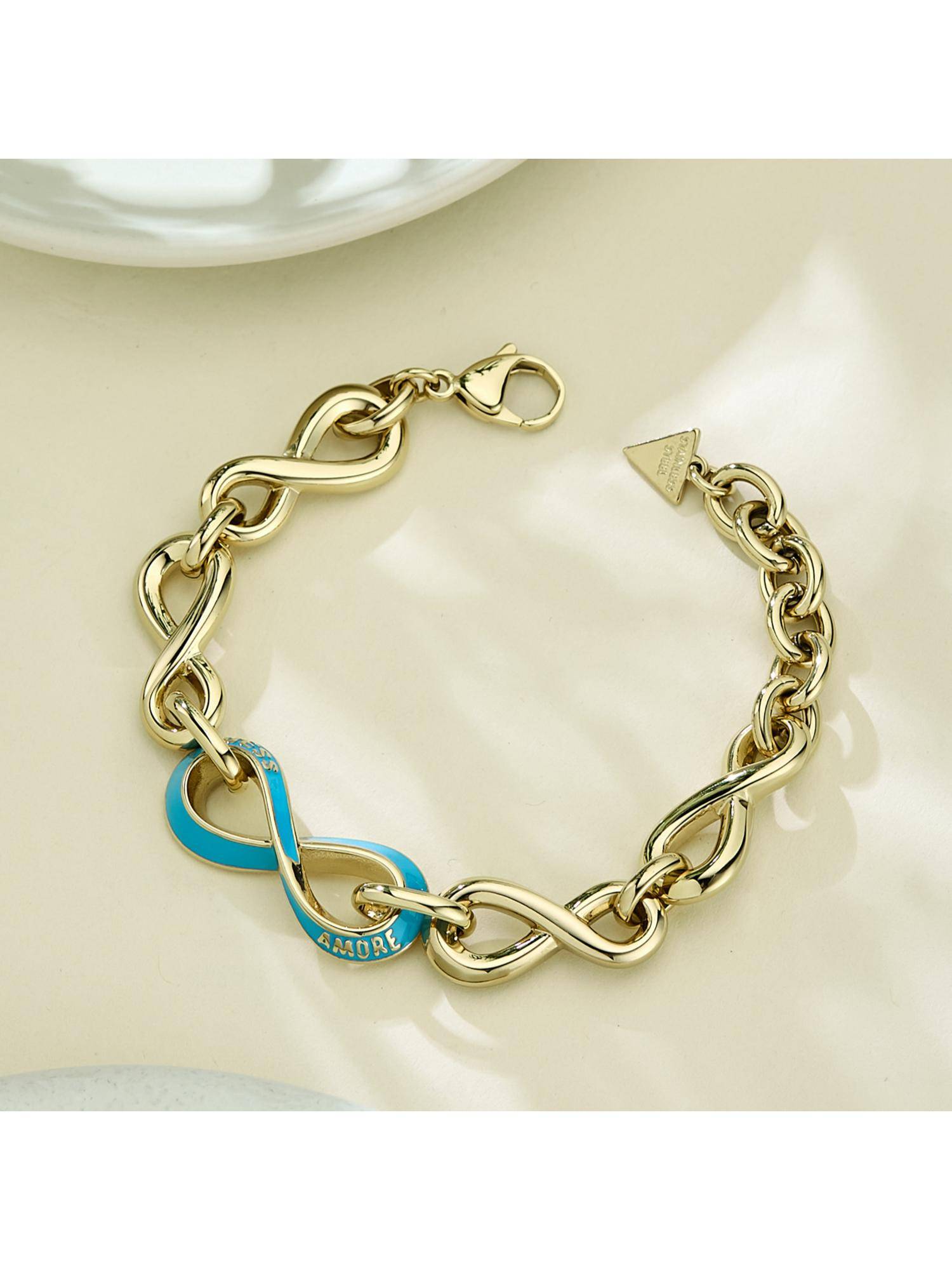 Guess Amore Link Bracelet For Women, Stainless Steel, Anti-Tarnish, Gold-Plated, Blue (S)