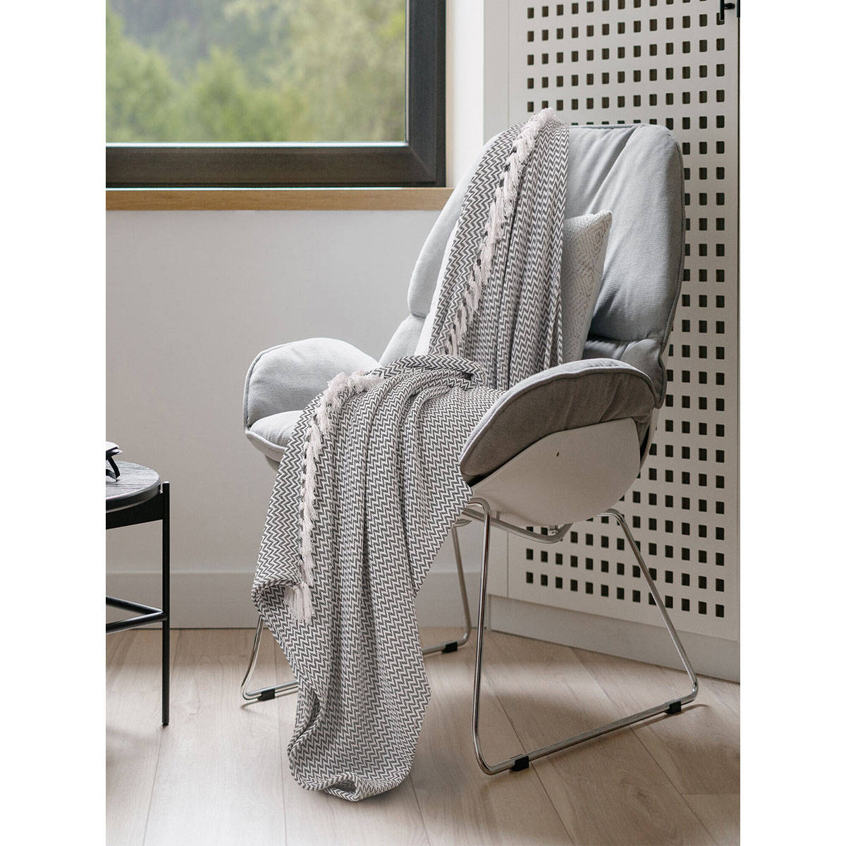 Sashaa World Chevron Delight Grey Versatile Cotton Throw