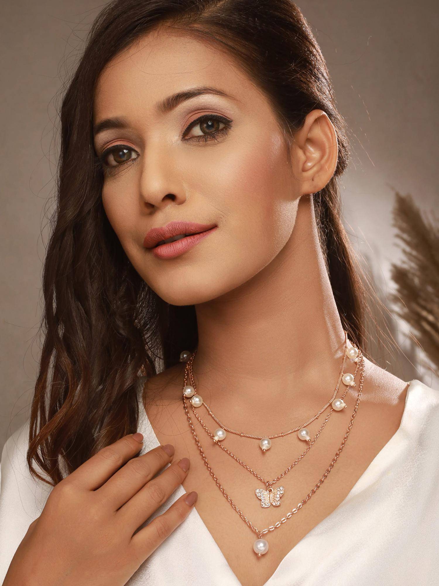 Jazz and Sizzle White Brass Pearl Necklace
