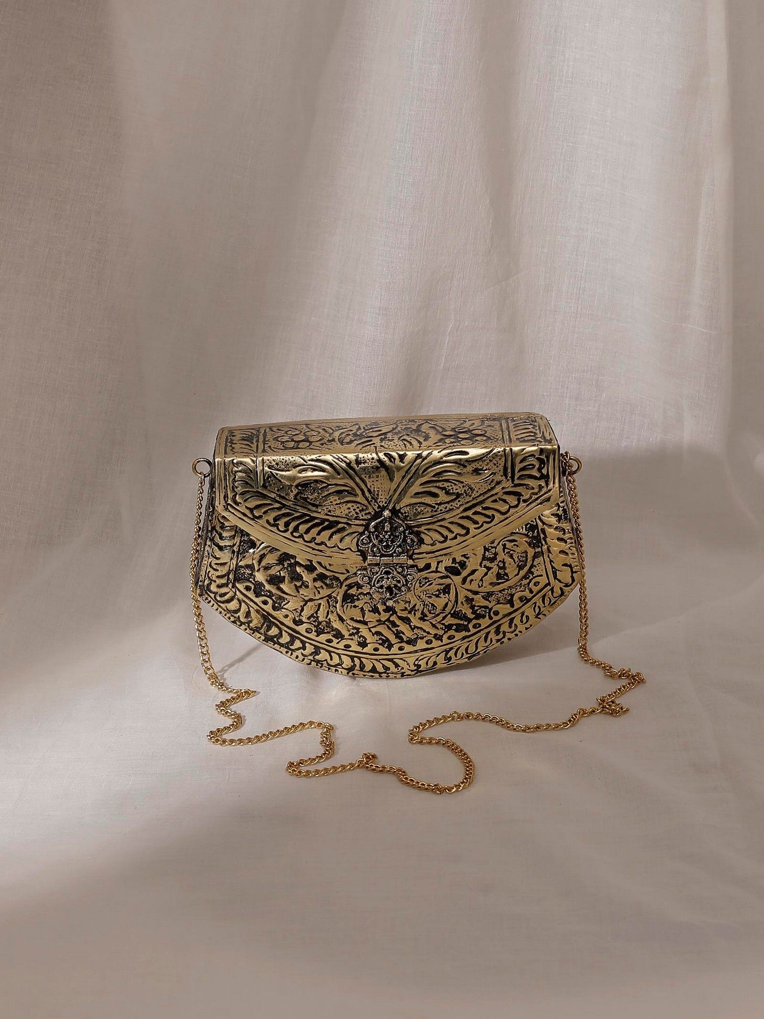 Shakuntala textiles Bridal Women's Antique Brass Purse Ethnic Handmade Metal  Clutch Bag (Size : 20 X 12 Cm) Silver