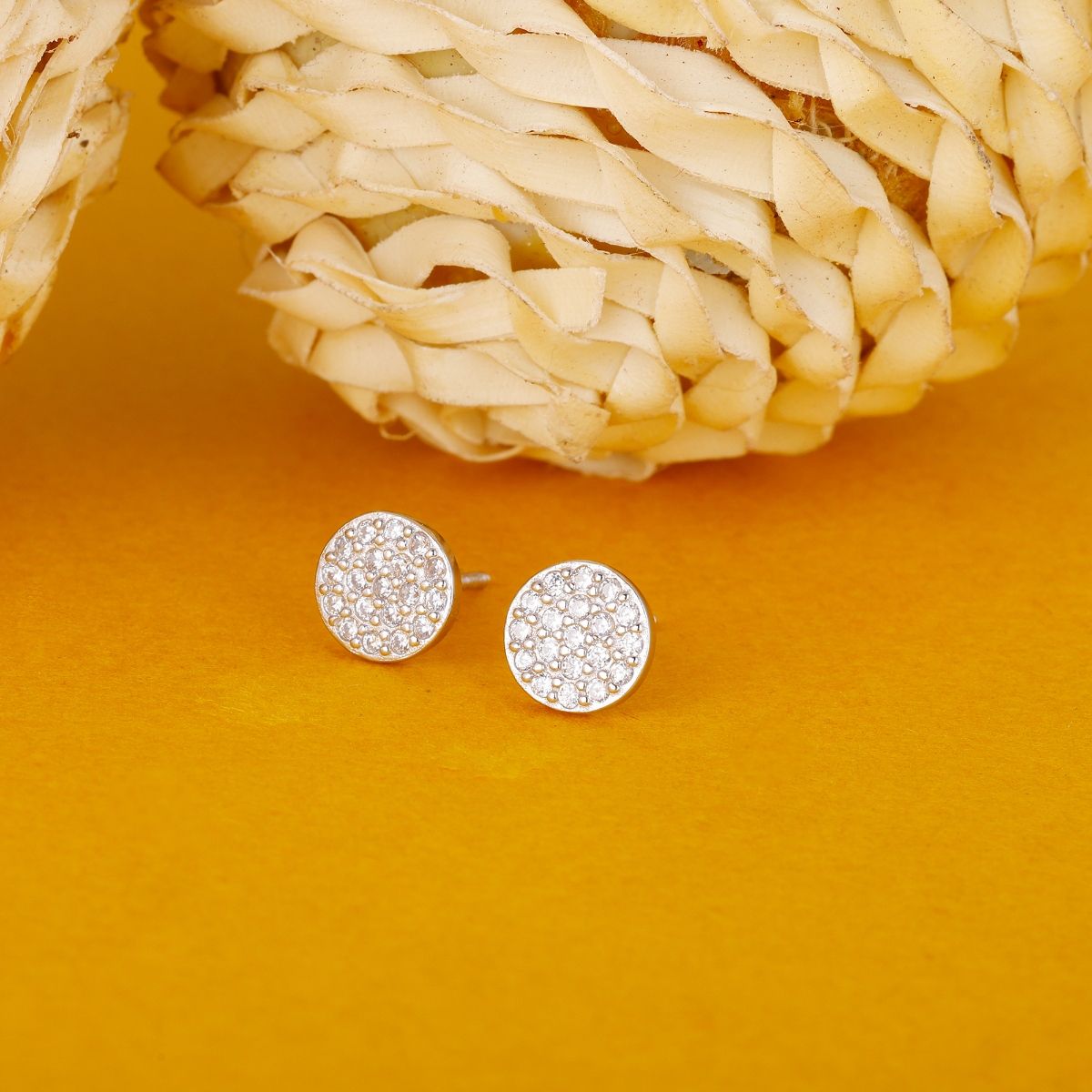 Women Standard 925 Sterling Silver Round Shape Blue Diamond Gemstone Stud  Earrings 21 Gm