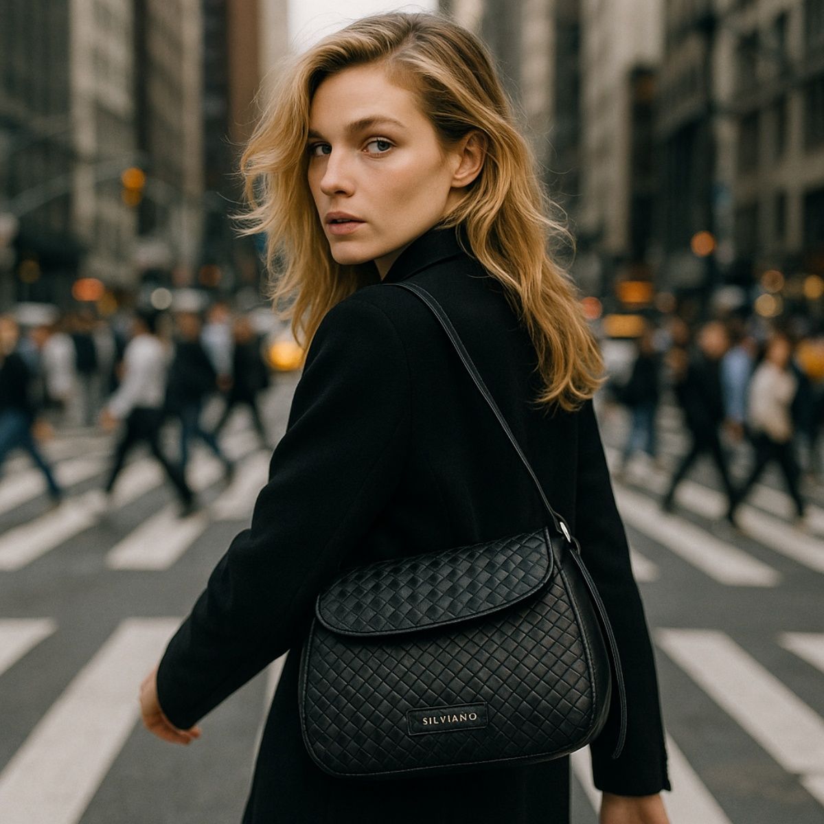 Buy SILVIANO Women Black Knightsbridge Leather Handbag Online
