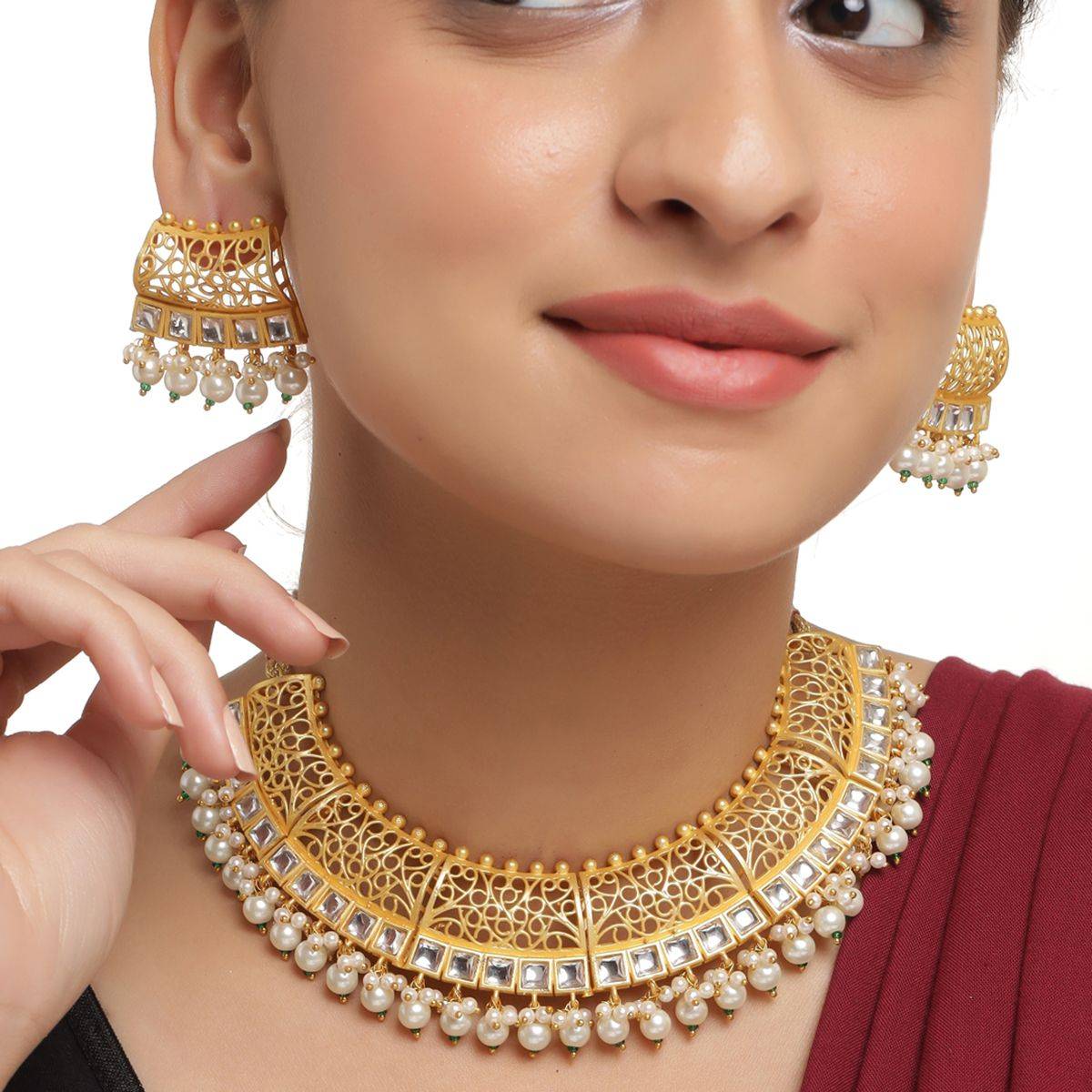 SHOSHAA Off White Handcrafted Ethnic Necklace and Earrings