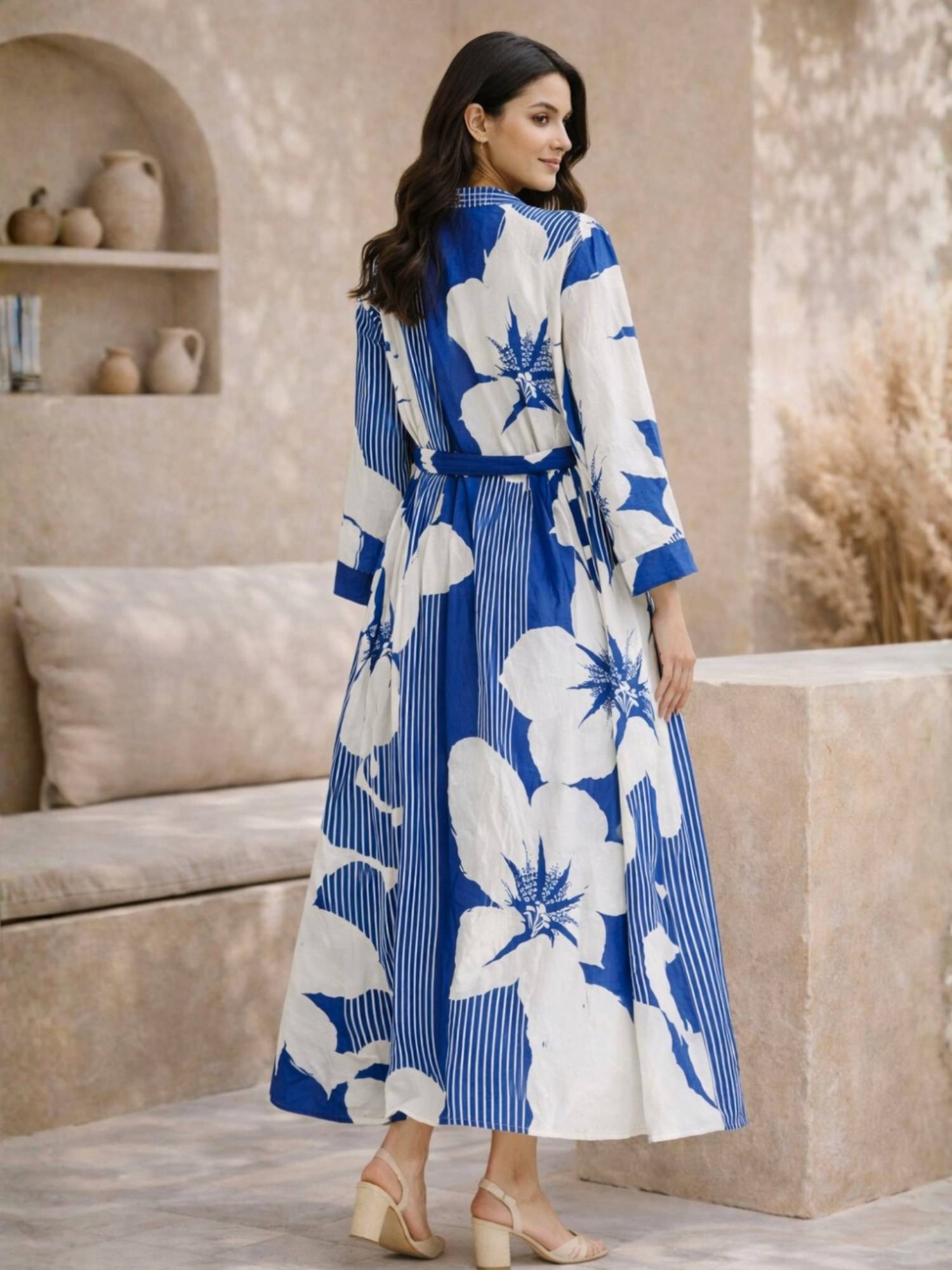 Buy FEATHERS CLOSET Blue Floral Regular Robe Online