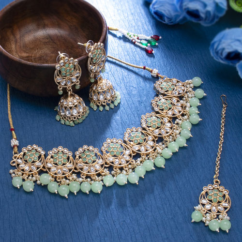 Buy Sukkhi Splendid Gold Plated Choker Necklace Set For Women Online