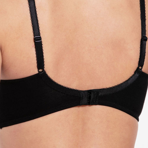 Buy Women's Wirefree Non Padded Super Combed Cotton Elastane Stretch Full  Coverage Everyday Bra with Concealed Shaper Panel and Broad Fabric Straps -  Black FE41