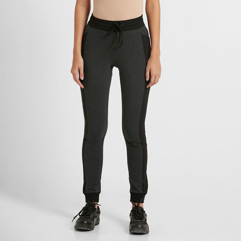 Jockey Dry Fit Leggings with Pocket & Elasticated Waistband-MW12BLKML