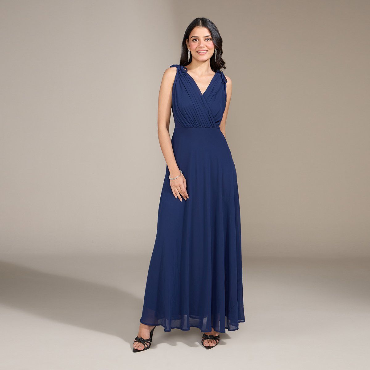 Buy La Zoire Blue Solid Maxi dress Online at Low Prices in India -  Paytmmall.com