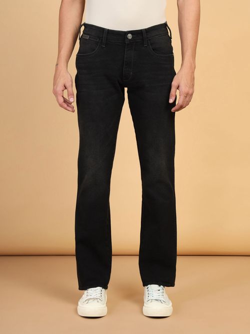 Buy Wrangler Men's Black Millard Regular Fit Mid Rise Light Fade
