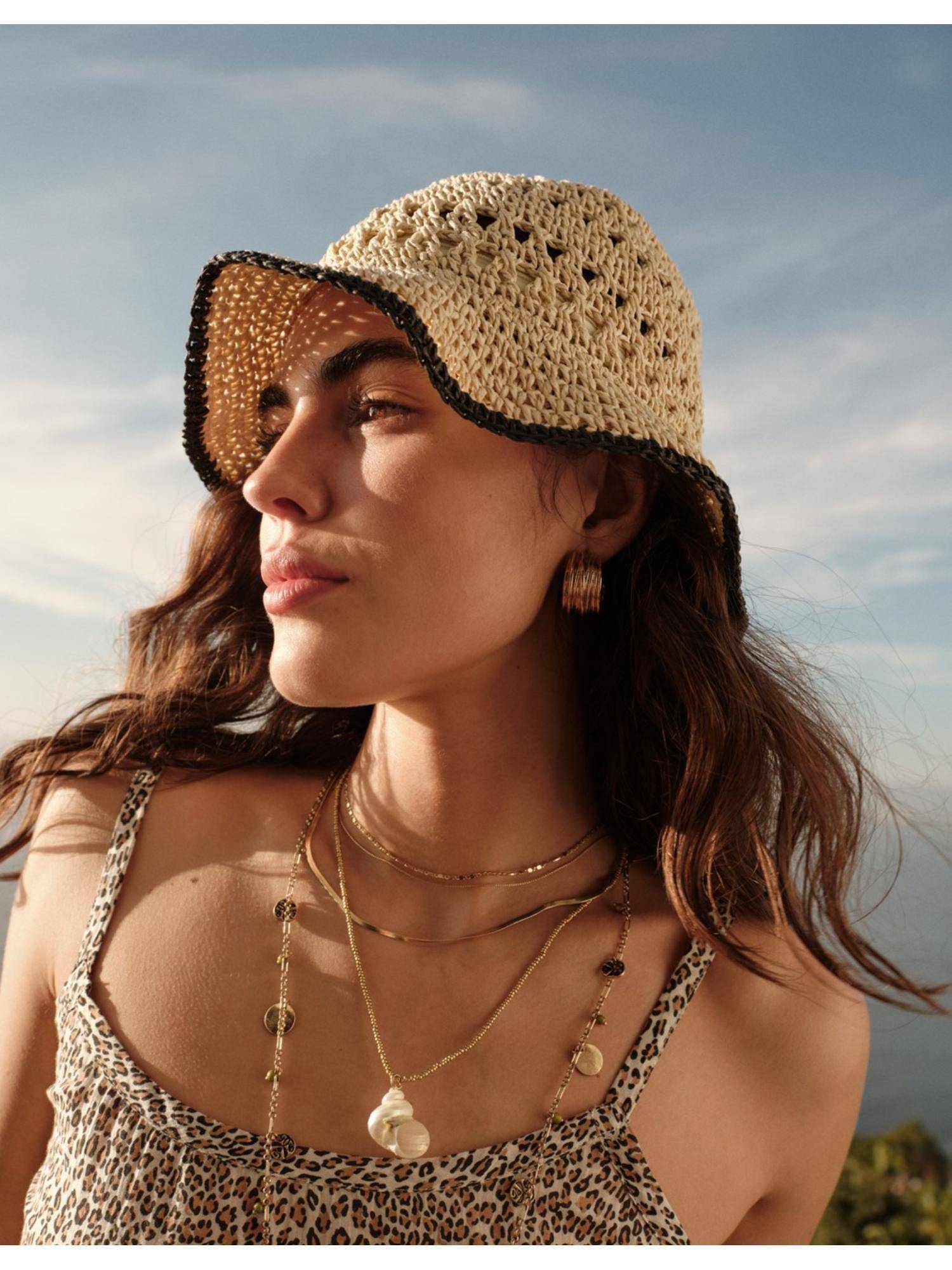 American Eagle Women Beige Raffia Bucket Hat
