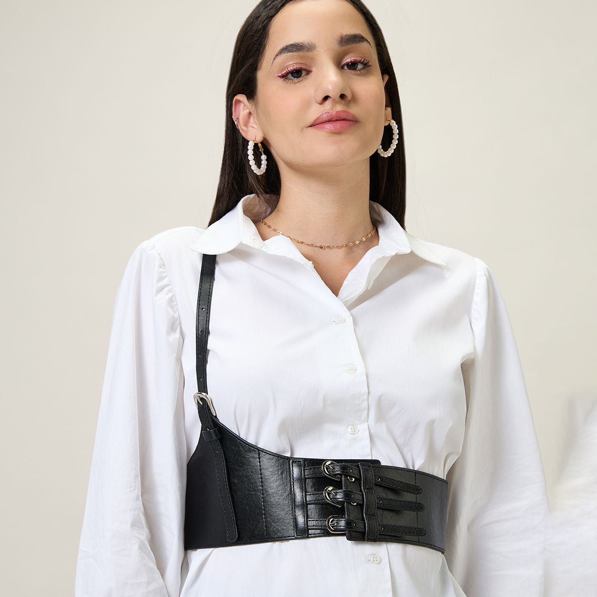 Buy MIXT by Nykaa Fashion Black Solid One Shoulder Suspender Belt