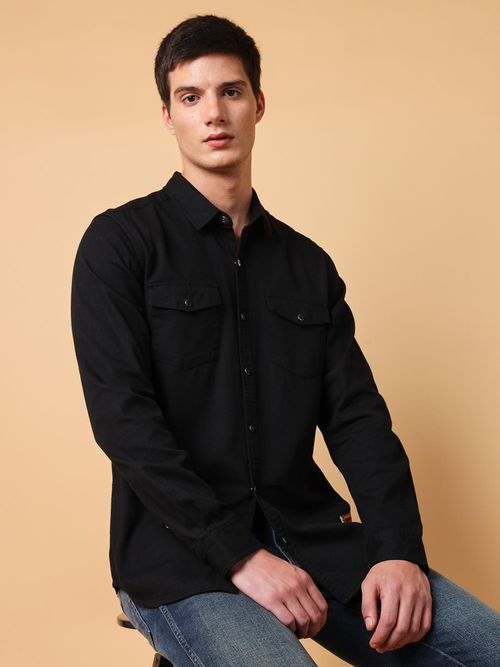 Buy Wrangler Mens Solid Black Double Pocket Casual Shirt Online