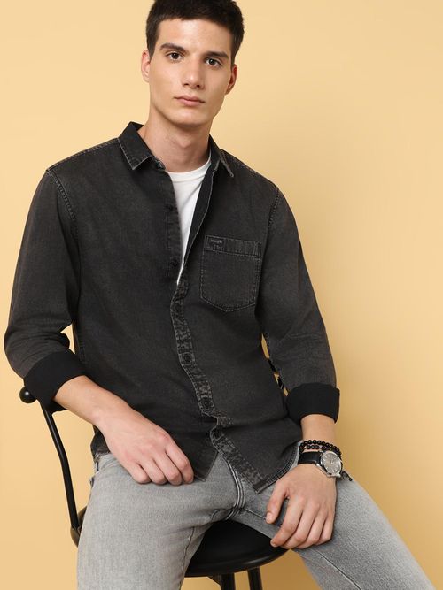 Buy Wrangler Mens Solid Black Denim Casual Shirt Online