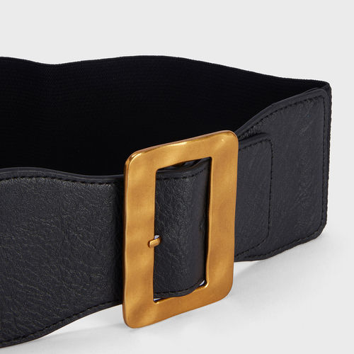 MIXT by Nykaa Fashion Black Solid Rectangular Gold Buckle Waist Belt (Black) At Nykaa, Best Beauty Products Online