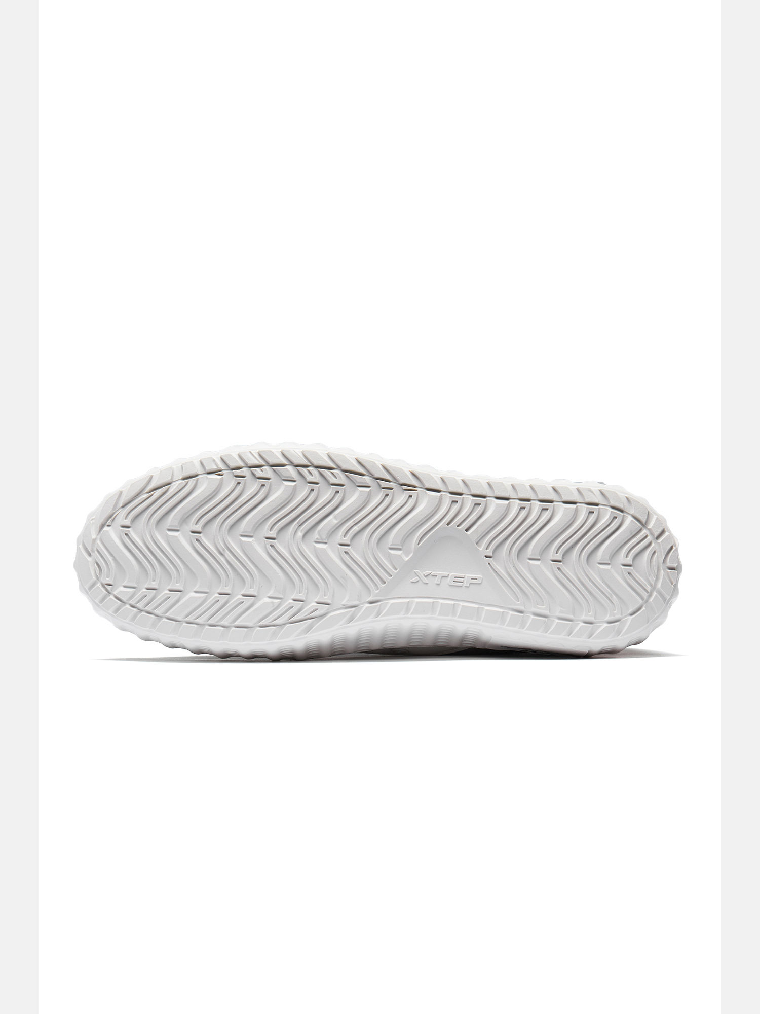 xtep white solid basketball shoes