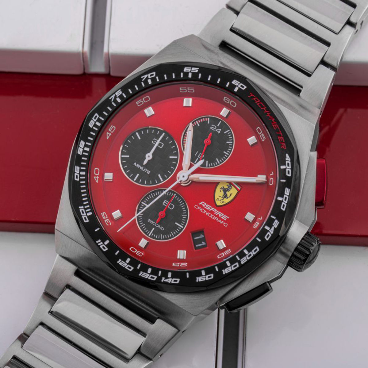 Scuderia Ferrari Aspire Max 0830790 Red Dial Watch For Men: Buy ...