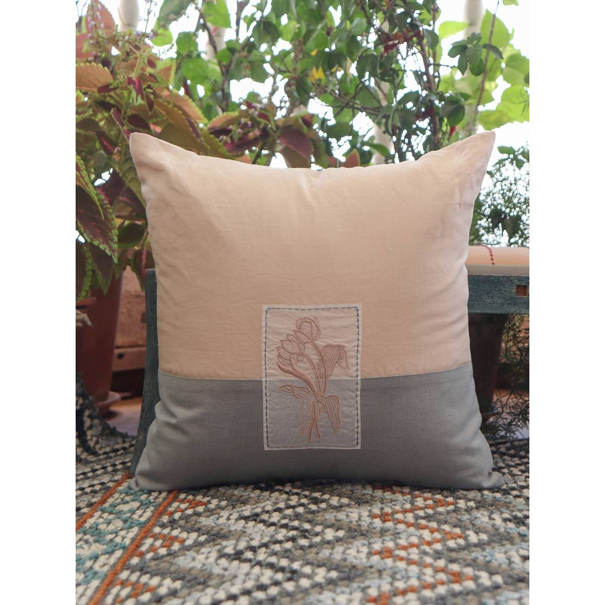 Zeba World Modern Ikat Cushion Cover Multicolor (16x16 inches)