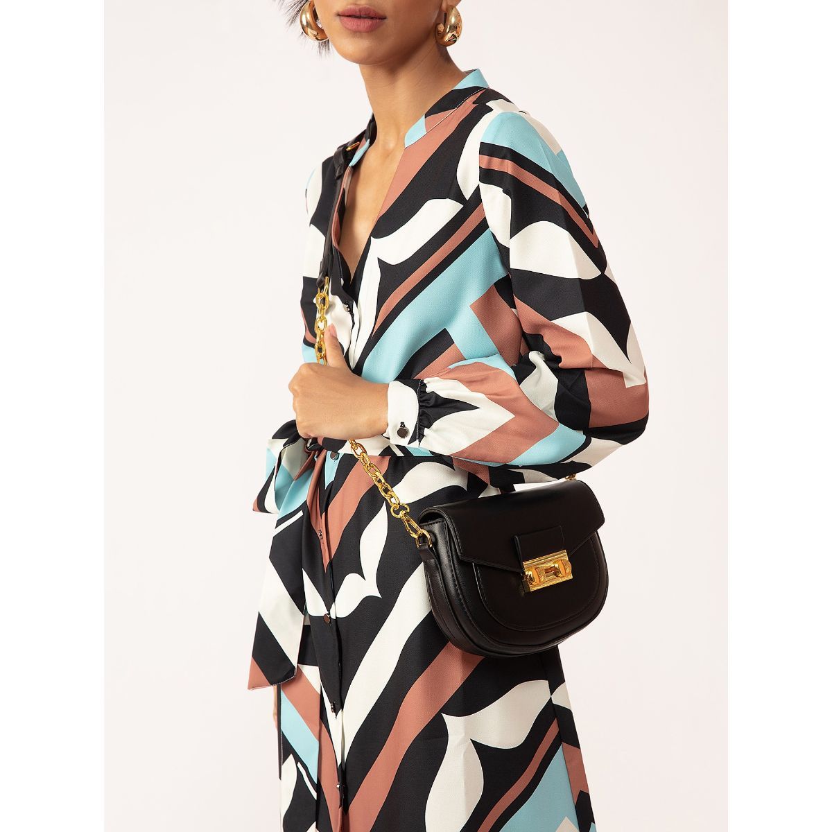 Nykaa fashion sling discount bag