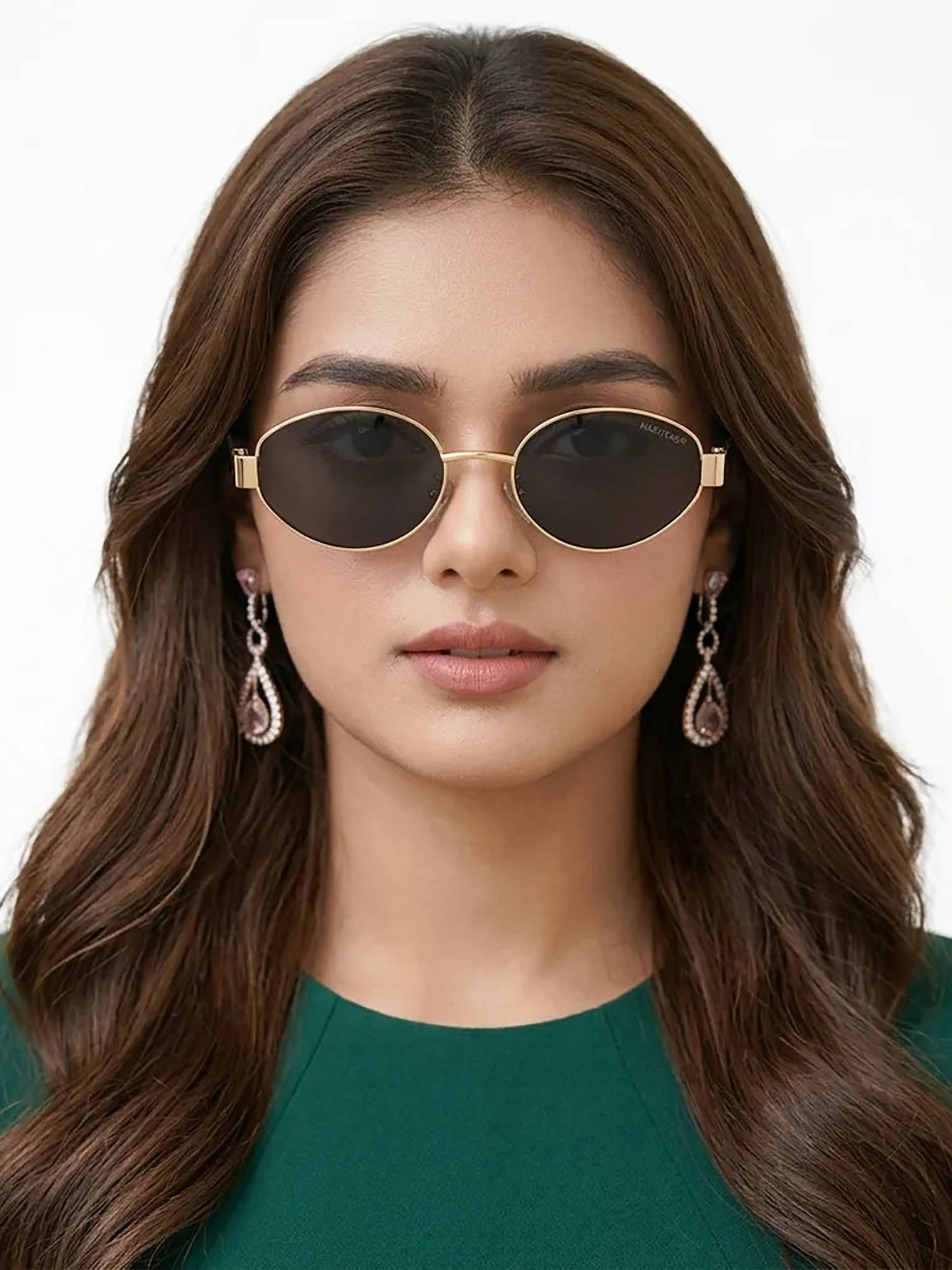 HASHTAG EYEWEAR Women Urbanite Uv Protection Full Rim Black Lens Sunglasses