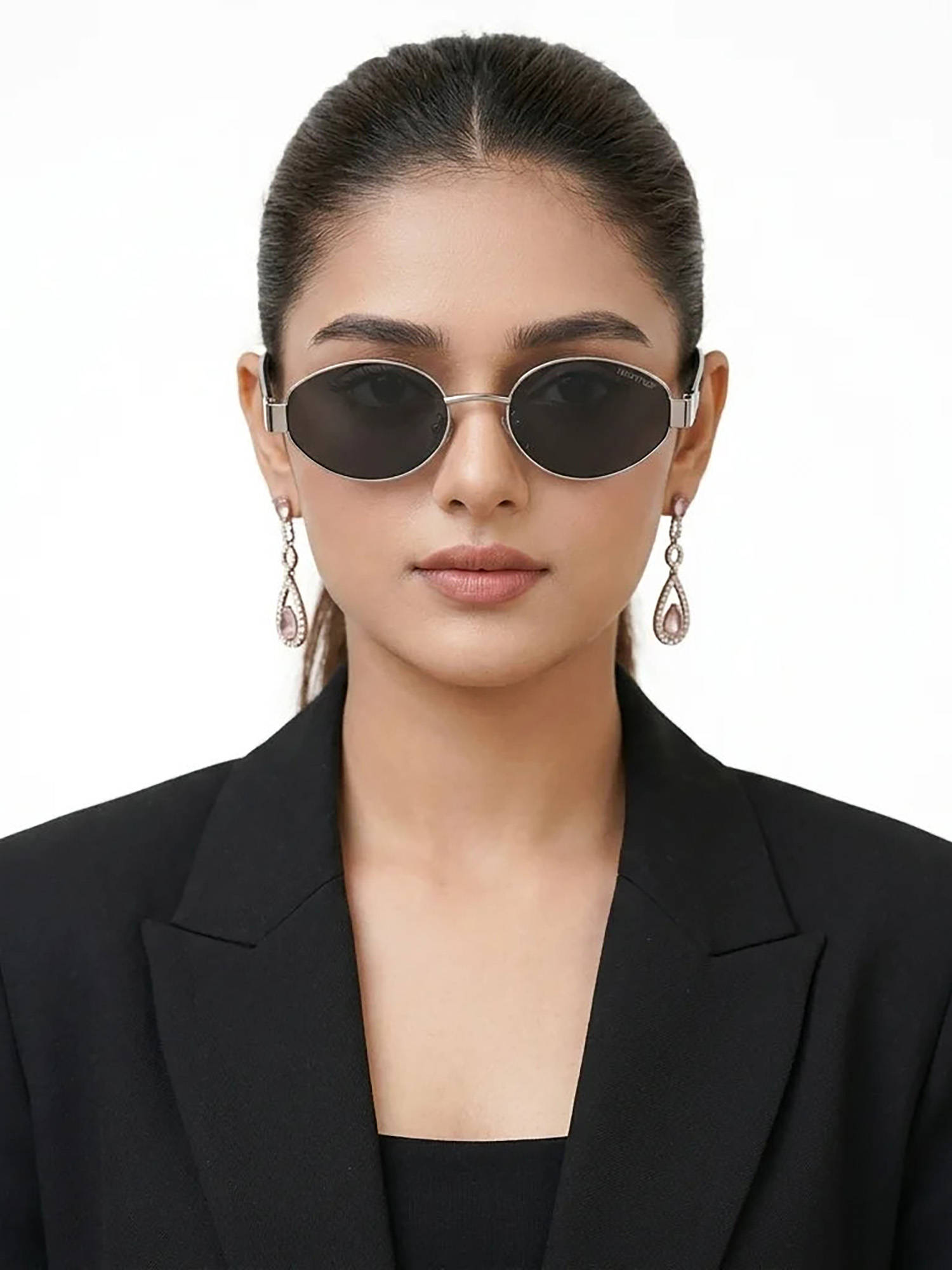 HASHTAG EYEWEAR Women Urbanite Uv Protection Full Rim Black Lens Sunglasses