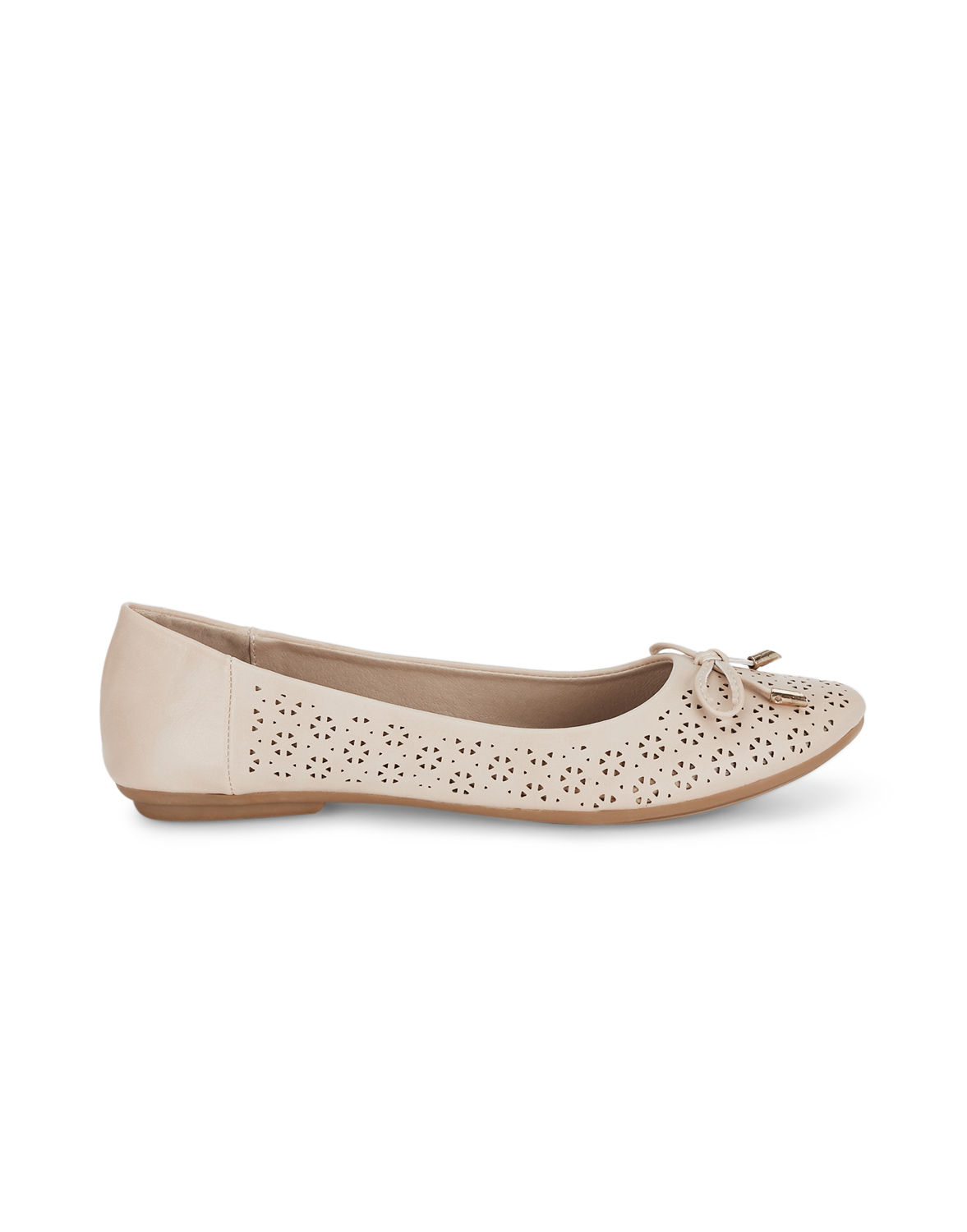 Ceriz Chelsea Charming Beige Ballerinas: Buy Ceriz Chelsea Charming ...