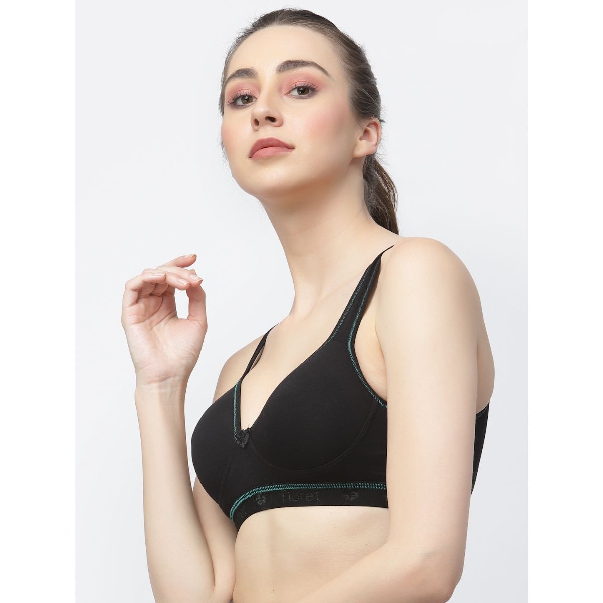 Heavily padded sports bra outlet
