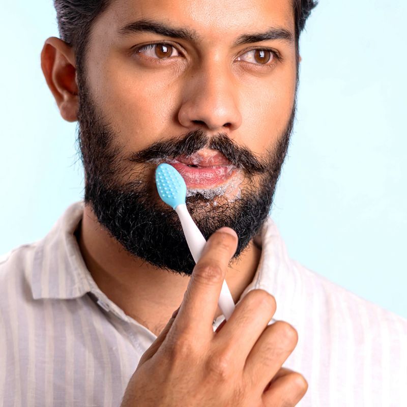 ALANNA Intense Lightening & Hydrating Lip Wash + Lip Brush for Men Buy